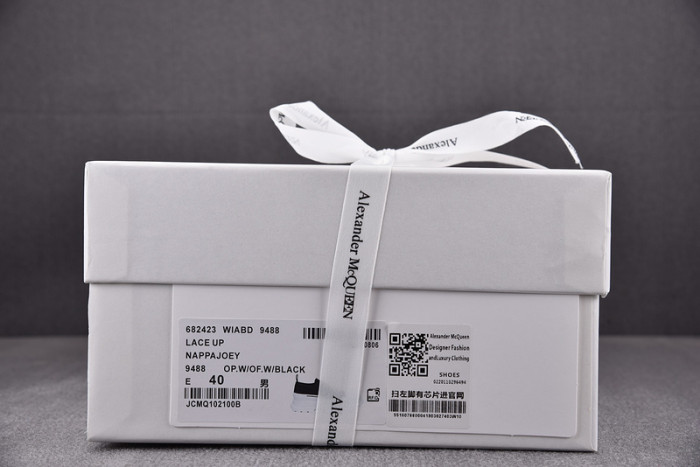 ALEX MCQU SNEAKER