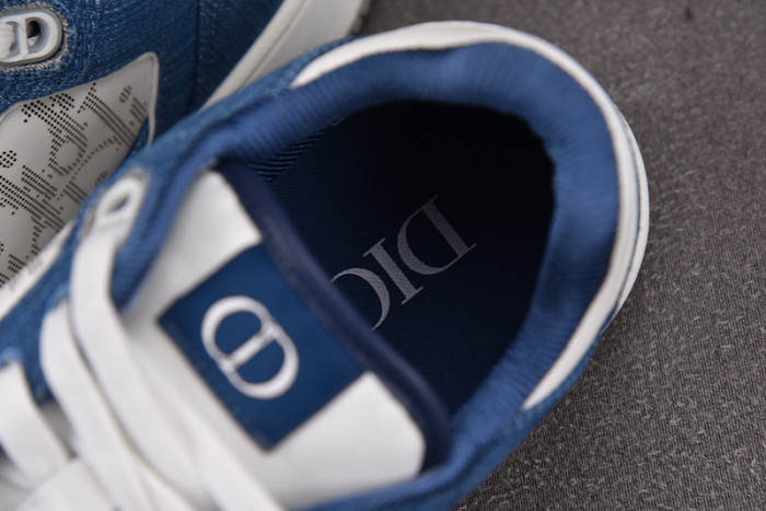 D10R B27 LOW SNEAKER